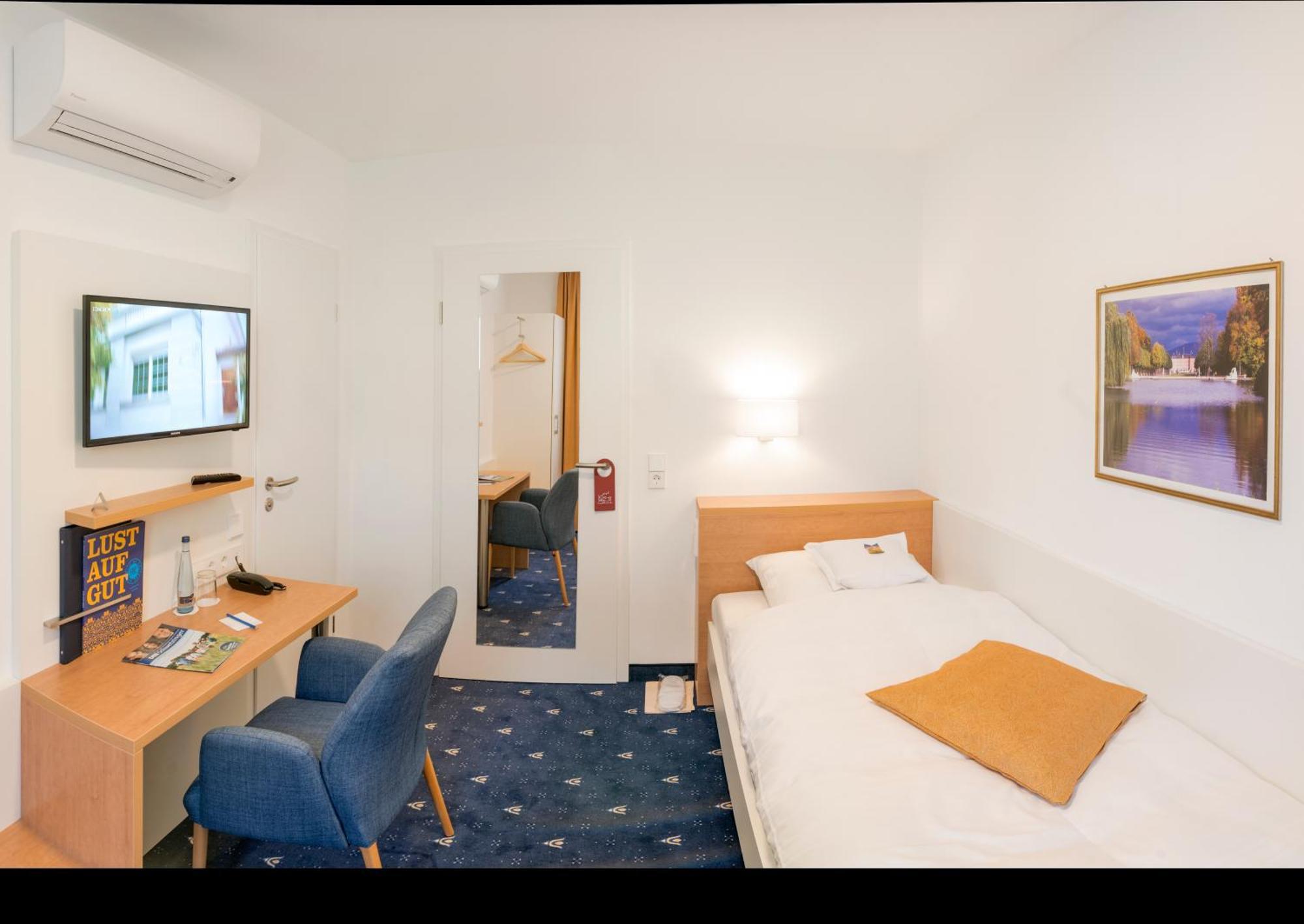 שווצינגן Hotel Adler Post מראה חיצוני תמונה