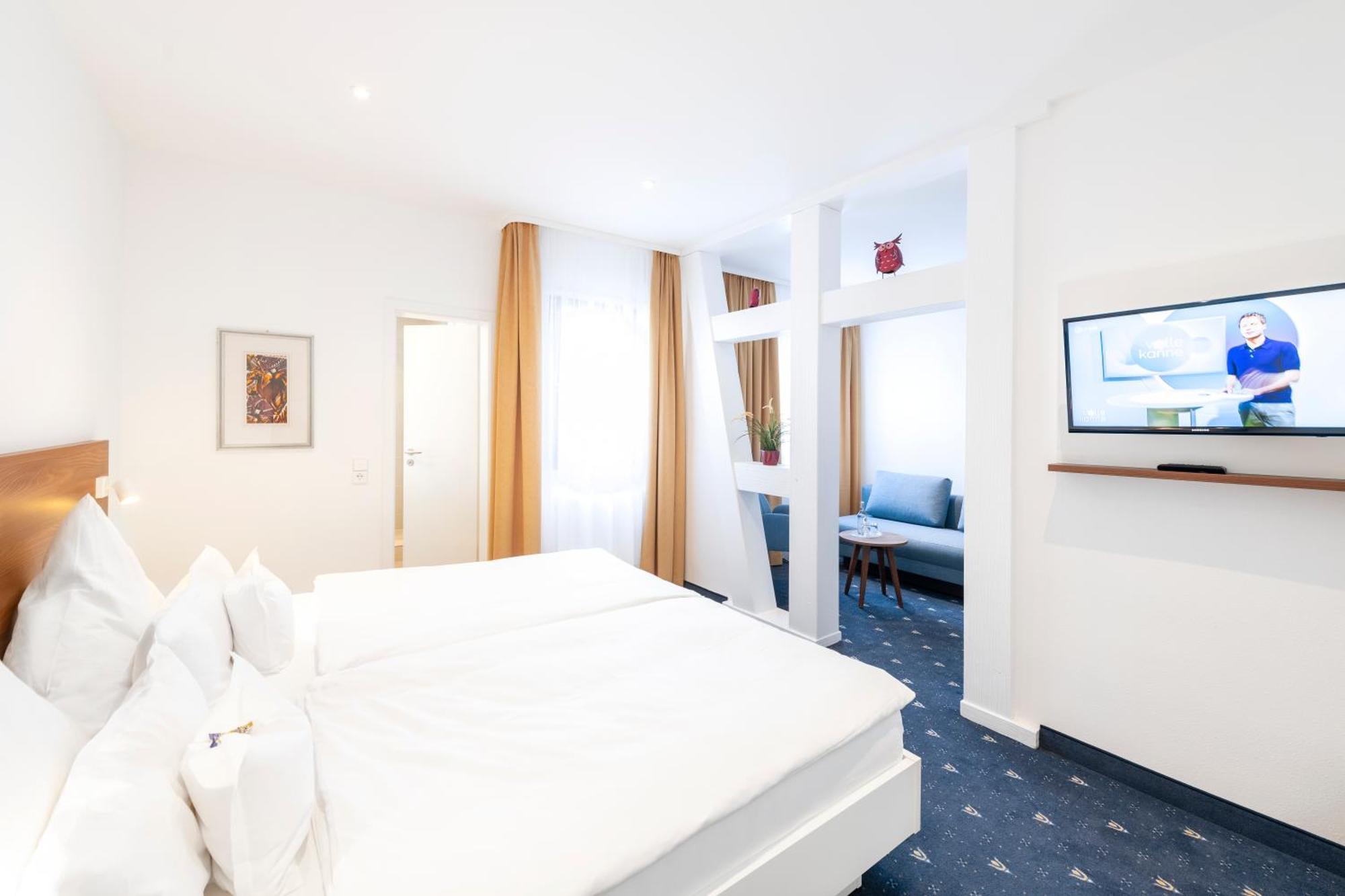 שווצינגן Hotel Adler Post מראה חיצוני תמונה