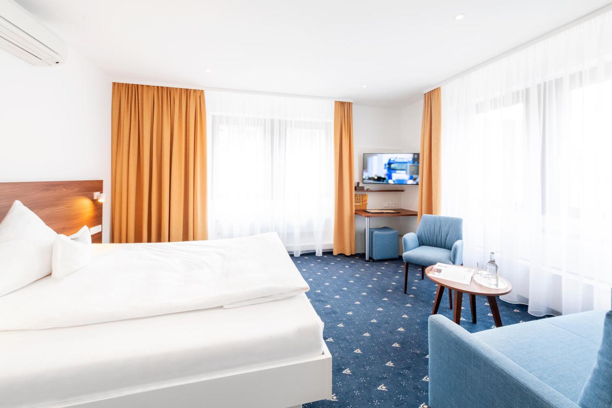 שווצינגן Hotel Adler Post מראה חיצוני תמונה