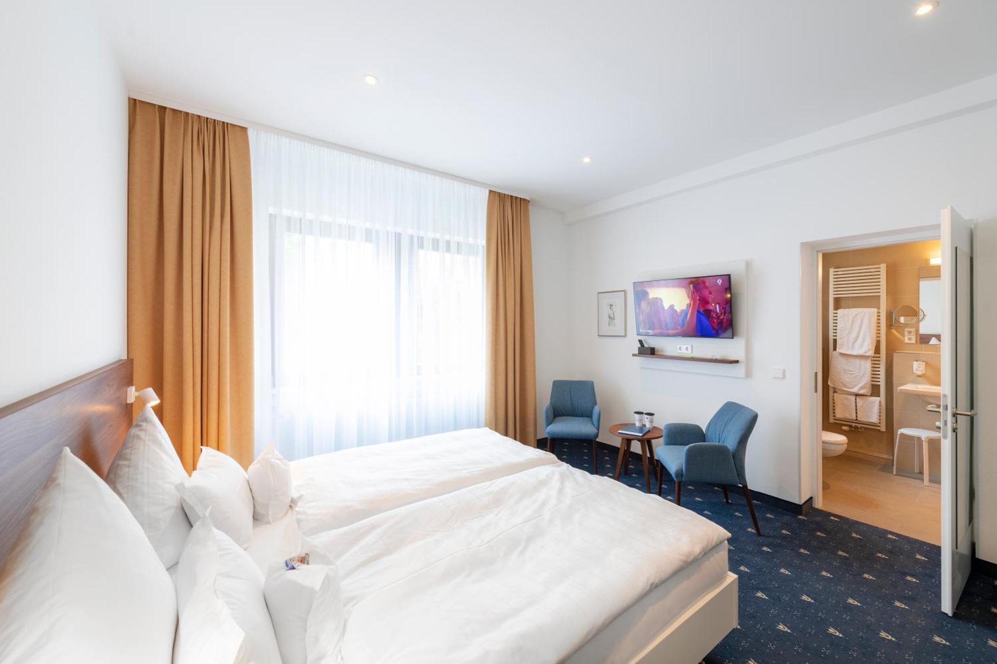 שווצינגן Hotel Adler Post מראה חיצוני תמונה