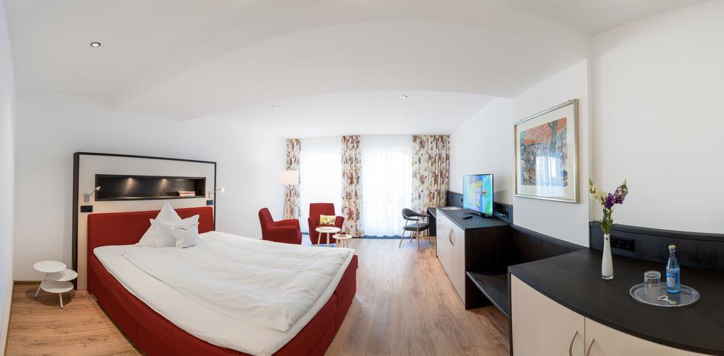 שווצינגן Hotel Adler Post מראה חיצוני תמונה